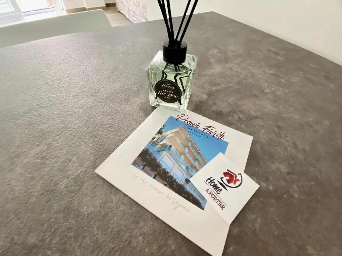 Ampio Bilocale Con Terrazzino, Box E Piscina - Poggio Fiorito Italien
